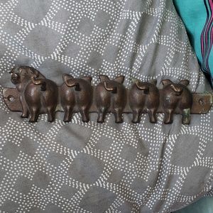 Pig Key Hook